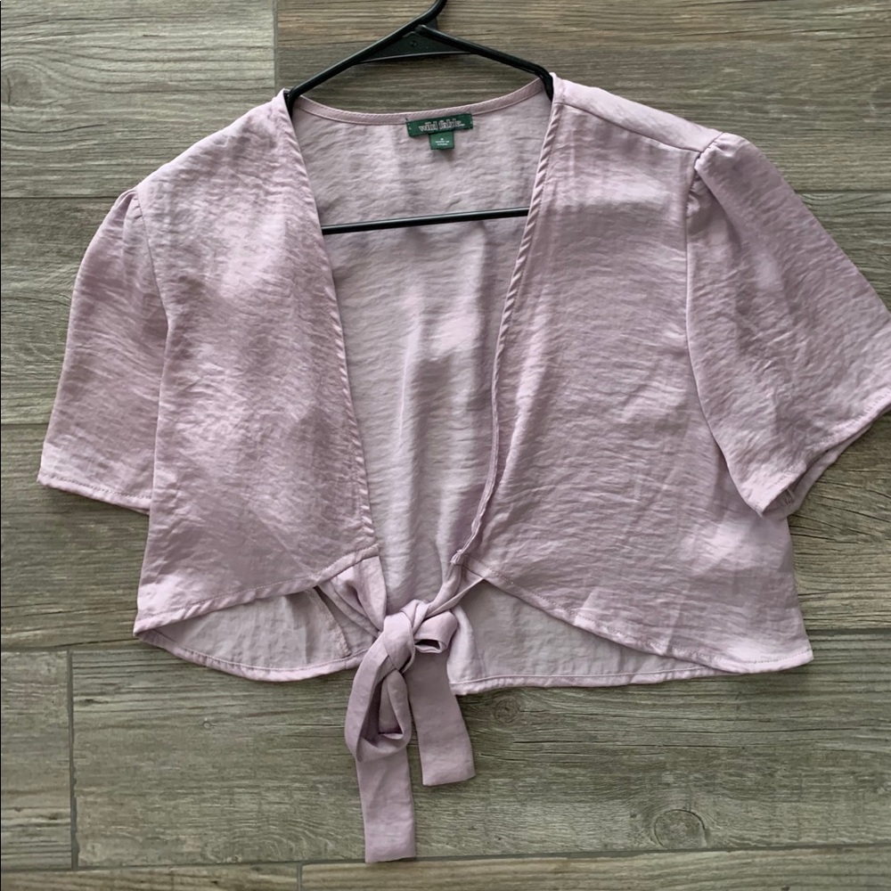 Lavender tie front Wild Fable cropped blouse